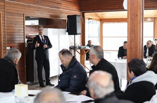 Gemlik Belediye Başkanı Şükrü Deviren Muhtarlarla Buluştu